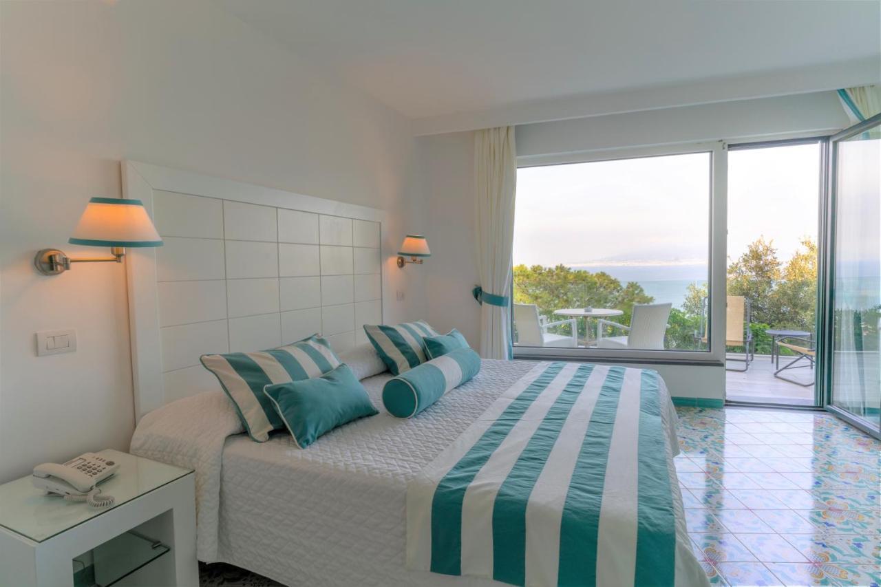 Superior Double Room Terrace Outdoor Jacuzzi,1030050262:JPEG